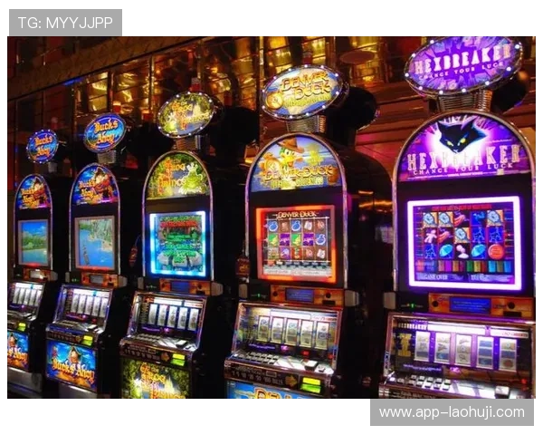 水果机小游戏大全在线试玩平台推荐带你体验真实刺激的老虎机游戏